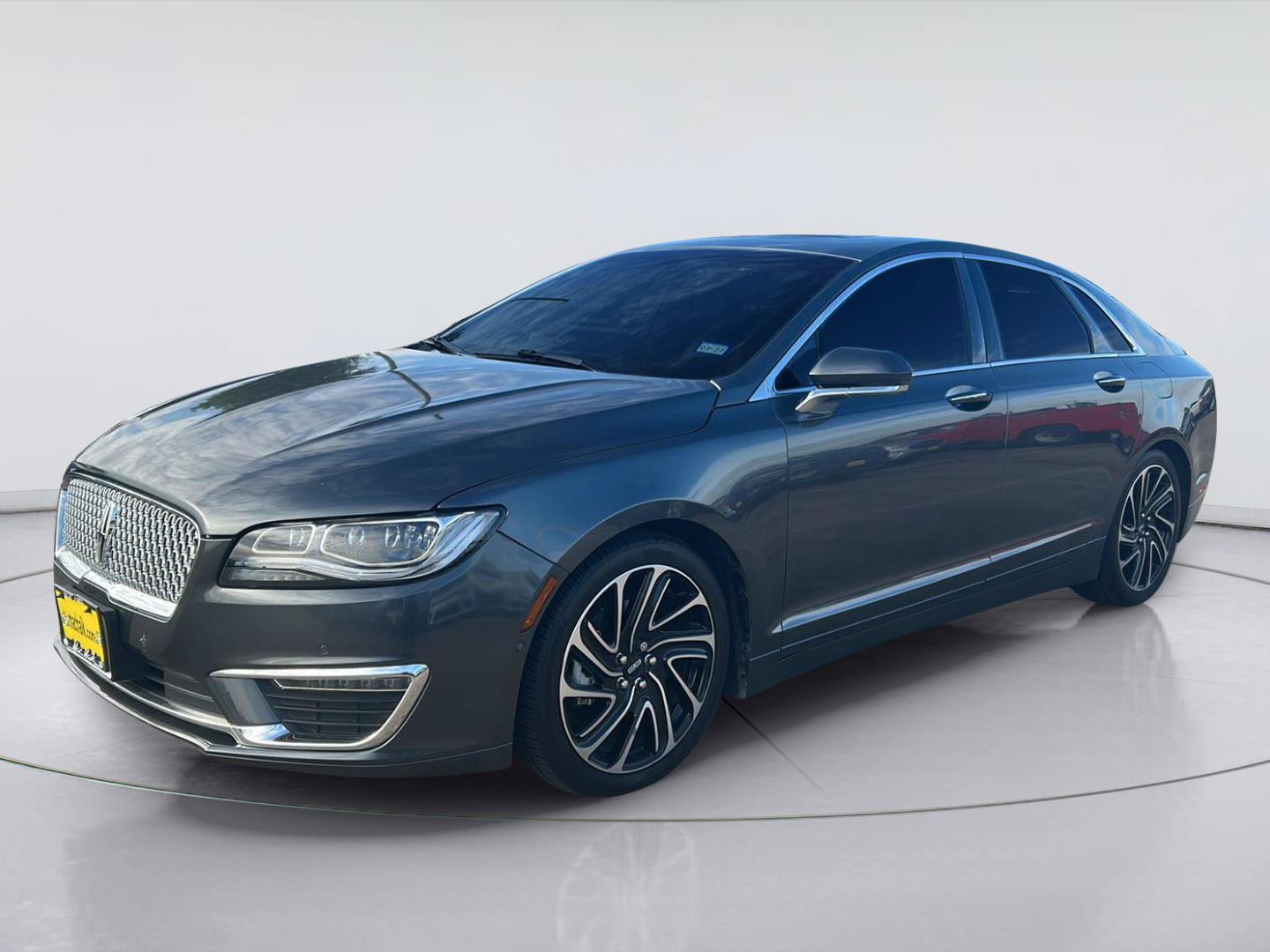 Used 2020 Lincoln MKZ Reserve w/ Luxury Package FWD image 1