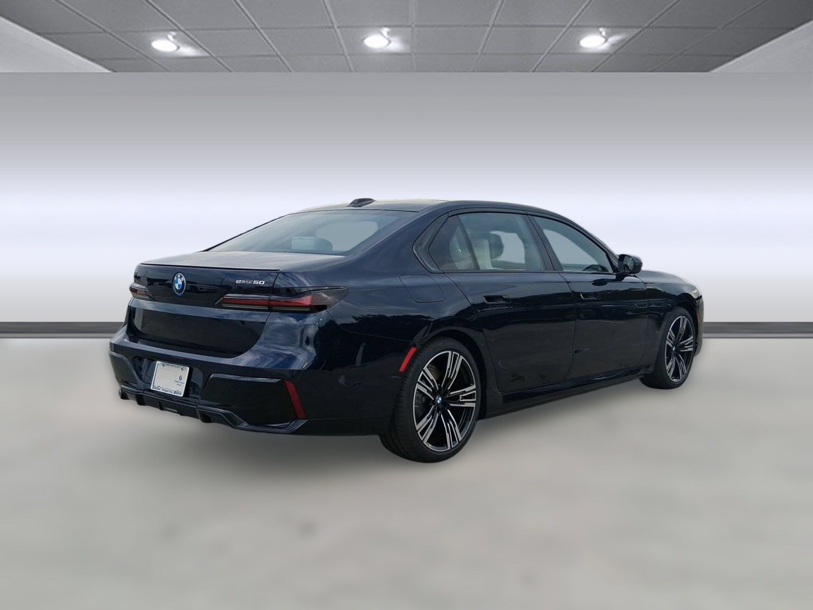 Used 2026 BMW i7 eDrive50 w/ M Sport Package RWD image 9