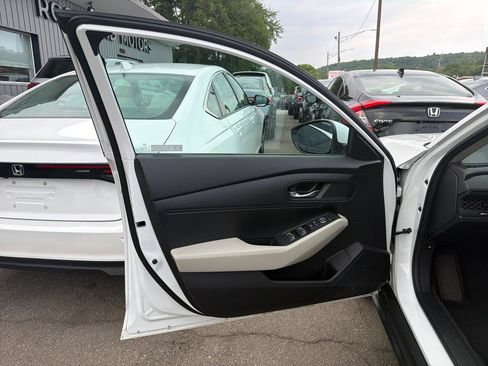Used 2023 Honda Accord LX image 15
