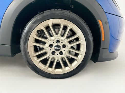 Used 2026 MINI Cooper 4-Door Hardtop FWD image 34
