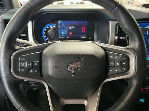 Used 2024 Ford Bronco Outer Banks AWD/4WD image 28