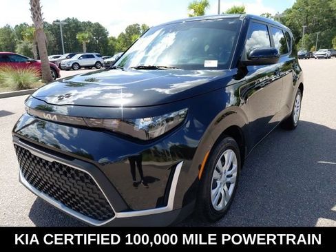 Certified 2025 Kia Soul LX FWD image 1