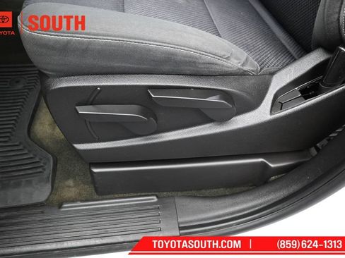 Used 2015 Chevrolet Silverado 1500 LT AWD/4WD image 19