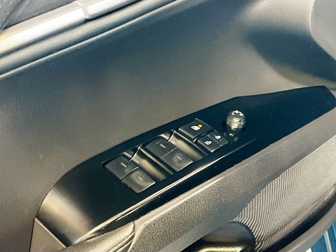 Used 2025 Toyota Camry XSE FWD image 17