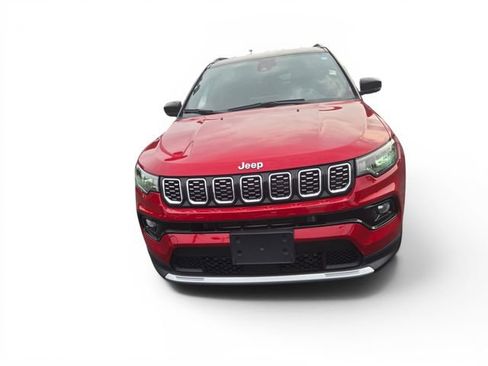 Used 2025 Jeep Compass Limited AWD/4WD image 9