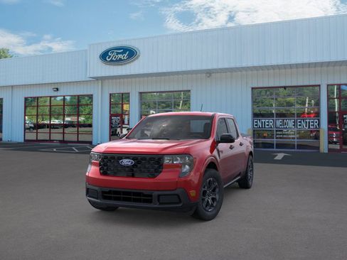 Used 2026 Ford Maverick XLT w/ XLT Luxury Package image 2