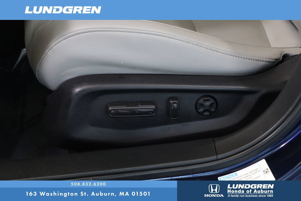 Used 2020 Honda Accord Touring image 12
