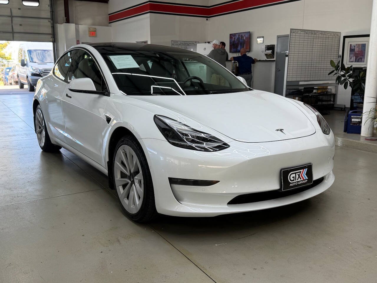 Used 2022 Tesla Model 3 Long Range AWD/4WD image 1