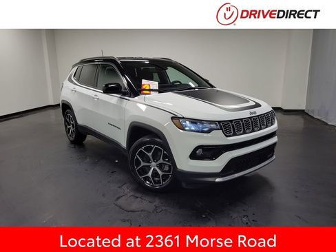 Used 2024 Jeep Compass Limited w/ Mopar Graphics Package AWD/4WD image 1