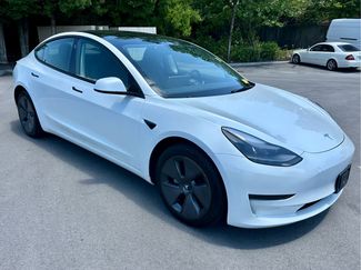 Used 2023 Tesla Model 3 Standard Range RWD video 3
