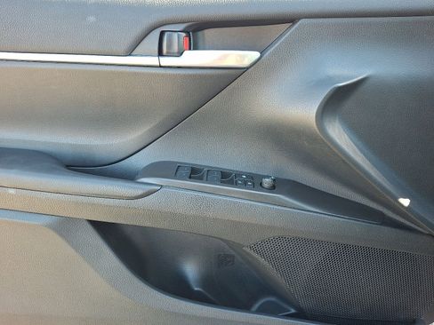 Certified 2023 Toyota Camry SE image 13