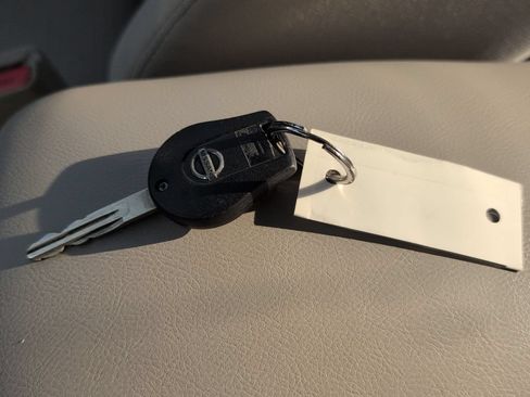 Used 2014 Nissan Sentra S FWD image 27