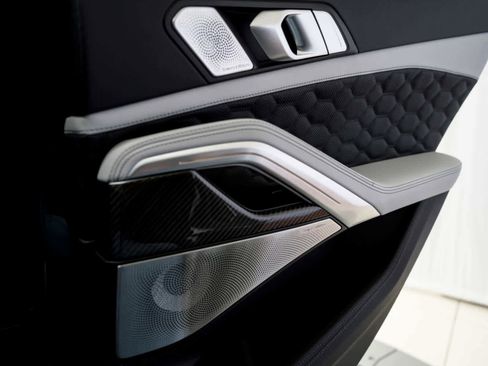 Used 2024 BMW X6 M Competition w/ Executive Package image 23