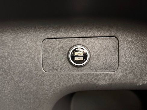 Used 2024 Toyota RAV4 Limited image 34