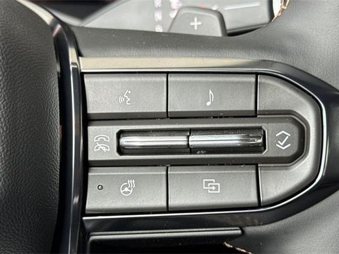 New 2026 GMC Acadia AT4 w/ Luxury Package image 31