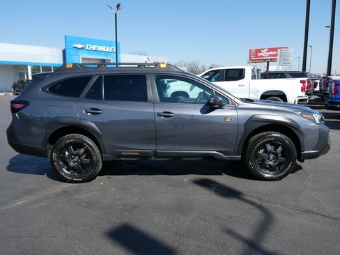 Used 2025 Subaru Outback Wilderness image 4