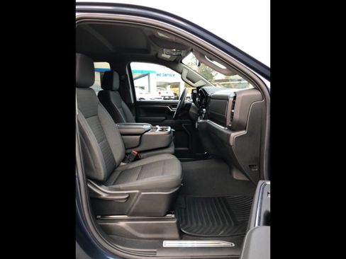 Used 2023 Chevrolet Silverado 1500 LT image 18