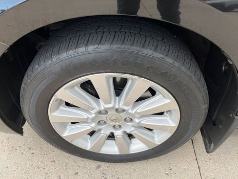 Used 2012 Toyota Sienna LE w/ Towing Pkg AWD/4WD image 25