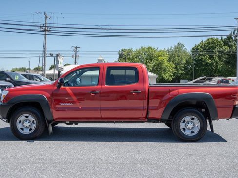 Used 2014 Toyota Tacoma 4x4 Double Cab w/ Convenience Package image 4