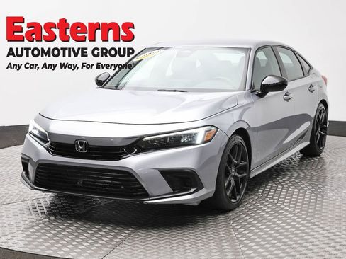 Used 2022 Honda Civic Sport image 1