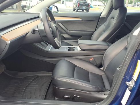 Used 2023 Tesla Model 3 Standard Range RWD image 17