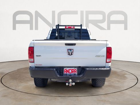 Used 2020 RAM 1500 Classic SLT AWD/4WD image 9