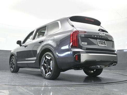 Used 2025 Kia Telluride S FWD image 60
