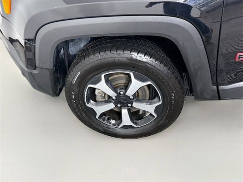 Used 2020 Jeep Renegade Trailhawk image 21