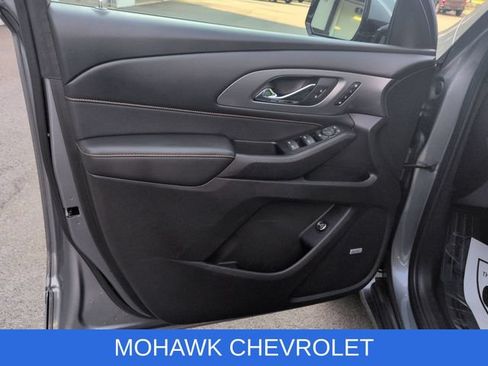 Used 2018 Chevrolet Traverse Premier AWD/4WD image 23