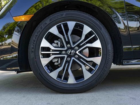 Used 2026 Honda Odyssey Elite image 14