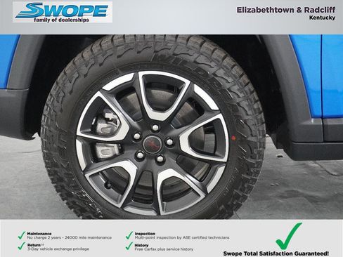 New 2026 Jeep Compass Trailhawk w/ Sun, Sound & Navigation Group image 29