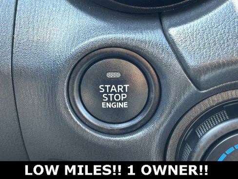 Used 2022 MAZDA MX-5 Miata Sport image 23