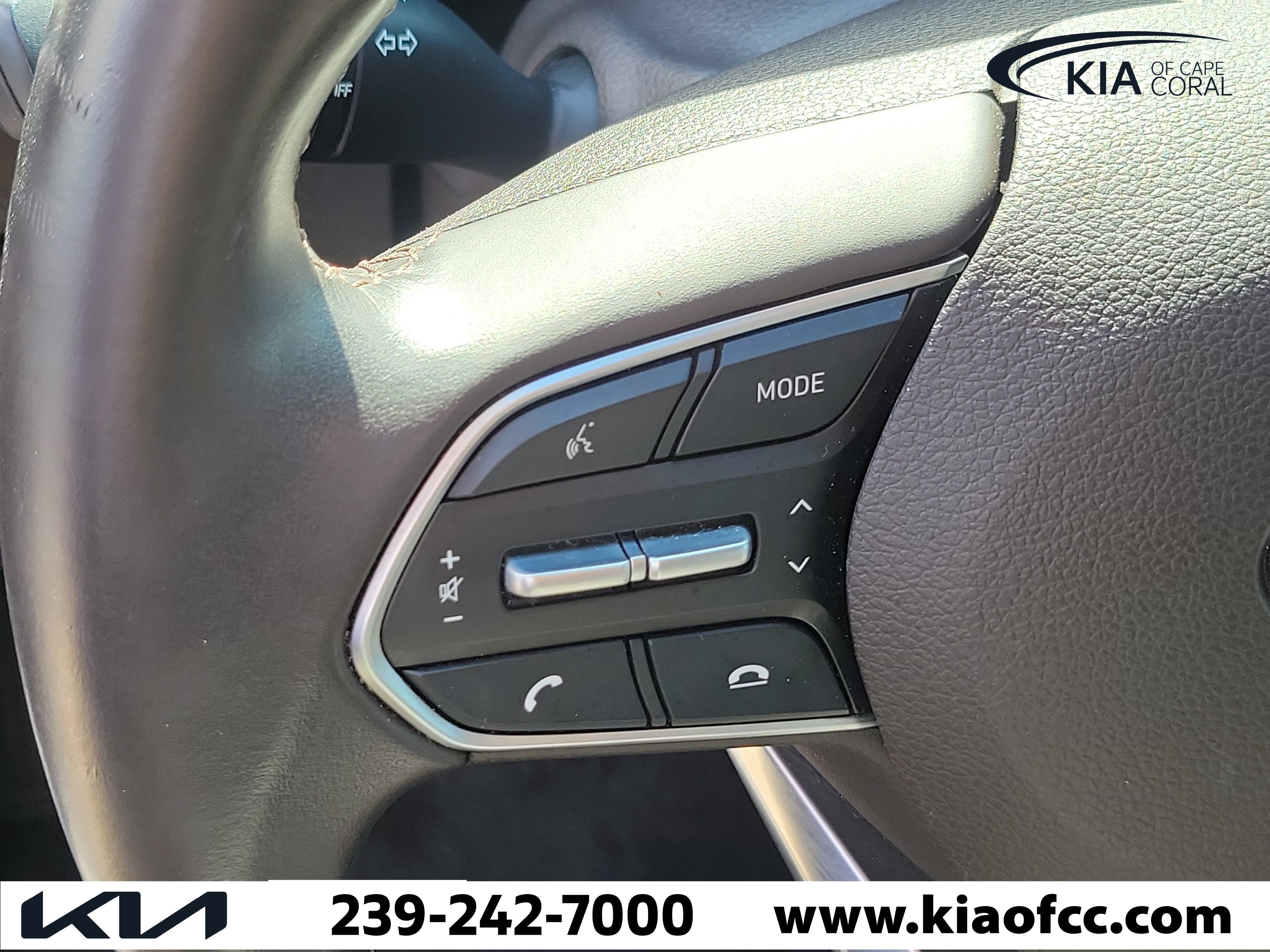 Used 2020 Hyundai Santa Fe SEL w/ Cargo Package FWD image 27