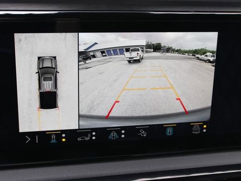 Used 2023 GMC Sierra 1500 AT4 w/ AT4 Premium Package image 22