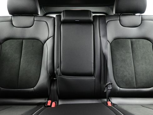 New 2025 Jeep Grand Cherokee Altitude AWD/4WD image 10