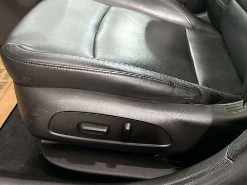 Used 2016 Chevrolet Cruze Premier image 21