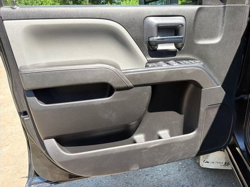 Used 2019 Chevrolet Silverado 2500 W/T AWD/4WD image 11