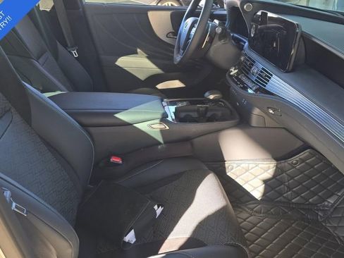 Used 2024 Lexus LS 500 F Sport w/ Dynamic Handling Package image 3