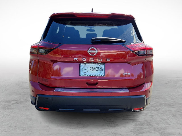 Used 2024 Nissan Rogue S AWD/4WD image 5
