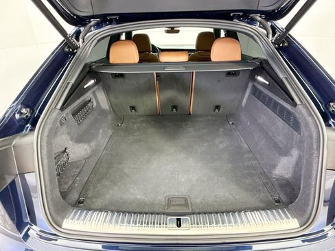 Used 2025 Audi Q8 Premium Plus image 27