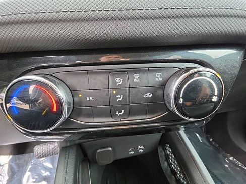 Certified 2024 Chevrolet TrailBlazer LT FWD image 18