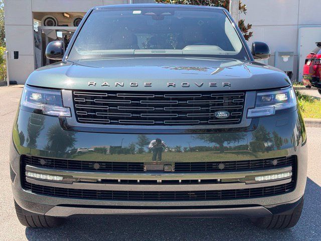 Used 2025 Land Rover Range Rover Long Wheelbase SE AWD/4WD image 16