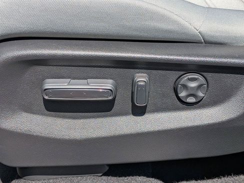 Certified 2021 Honda CR-V EX image 25