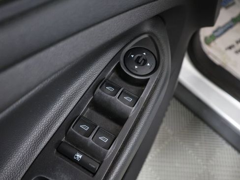 Used 2016 Ford Escape SE w/ SE Chrome Package image 30