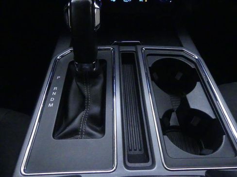 Used 2020 Ford F150 XLT w/ Equipment Group 302A Luxury image 17