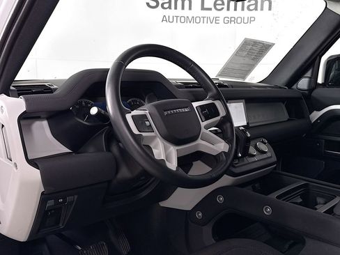 Used 2023 Land Rover Defender 110 image 9