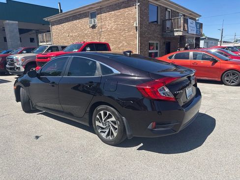 Used 2017 Honda Civic EX image 3