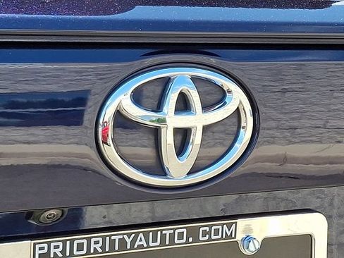 Used 2024 Toyota RAV4 XLE AWD/4WD image 28
