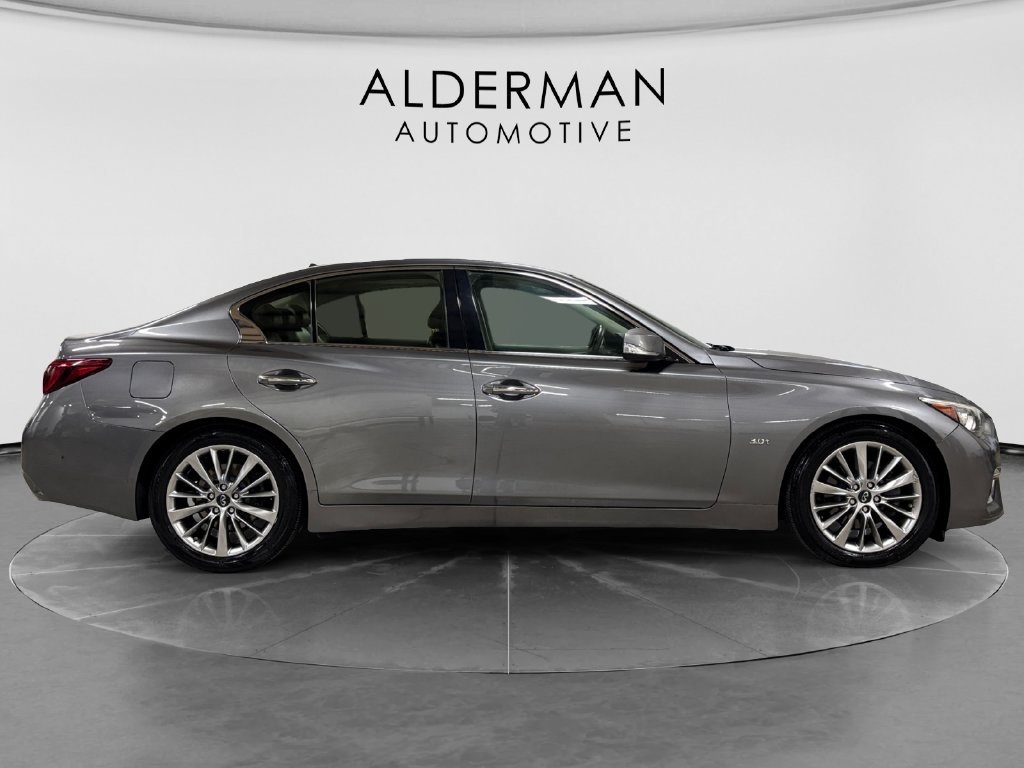 Used 2018 INFINITI Q50 Luxe RWD image 6