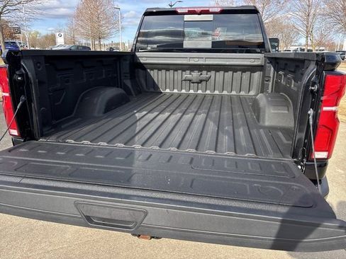 Used 2025 Chevrolet Silverado 2500 LT w/ Trail Boss Package image 7